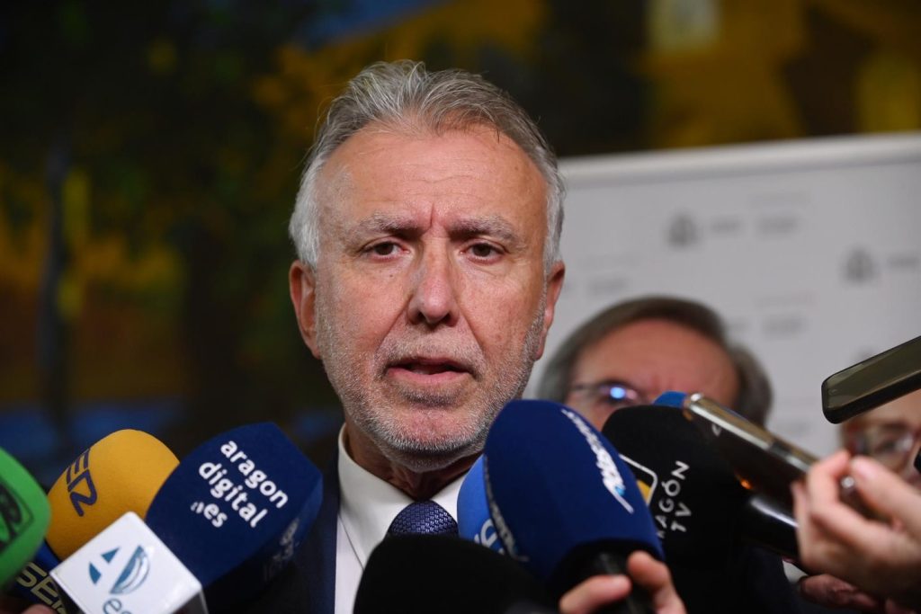 El Gobierno espera restablecer pronto la energía en La Palma tras el apagón que afecta a la isla.