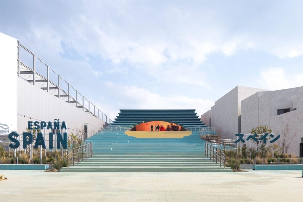 El turismo japonés en España alcanzará niveles prepandemia en 2025 gracias a vuelos directos con Iberia