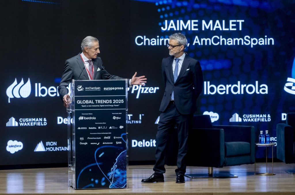 España tiene la oportunidad de ser líder en Inteligencia Artificial, según AWS y Merlin Properties.