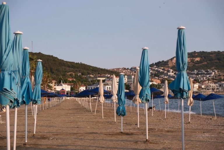 Los españoles gastarán un 6,3% menos este verano en vacaciones, hasta los 1.225 euros de media