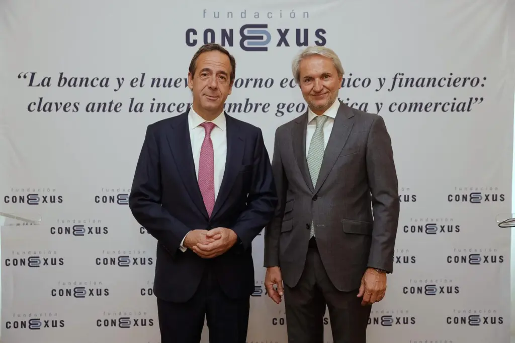 Gortázar (CaixaBank): reto económico es facilitar vivienda y reducir deuda pública en España