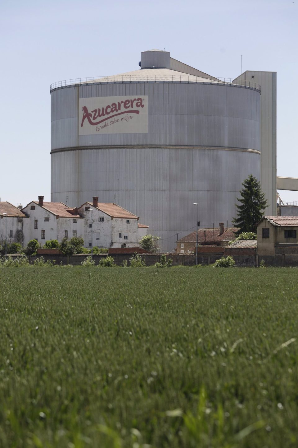 Inician protestas para evitar el cierre de Azucarera en La Bañeza (León).