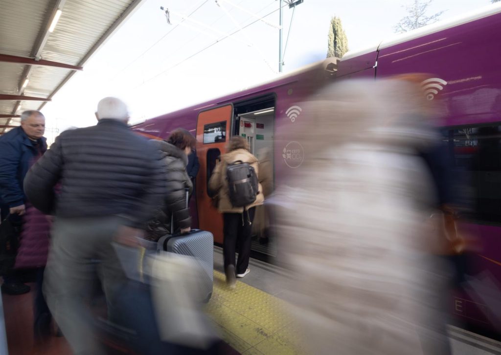 La oferta de alta velocidad Galicia-Madrid de Renfe alcanza cifras récord de viajeros semanales.