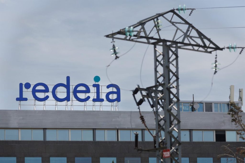 REE pide a eléctricas información más clara y técnica para investigar el apagón del 28 de abril.