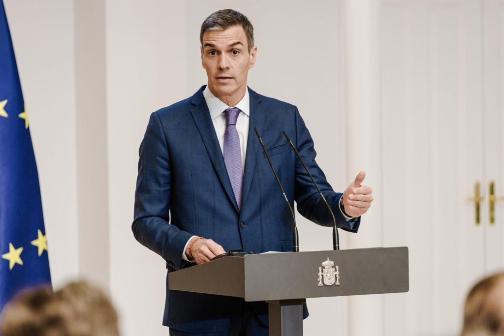 Sánchez celebra récord de afiliados y baja del paro: «Nuestras políticas funcionan»