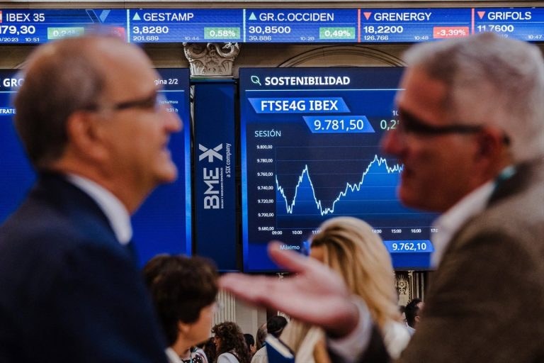 ACS, Acerinox y Rovi reparten 627 millones en dividendos esta semana a sus accionistas.