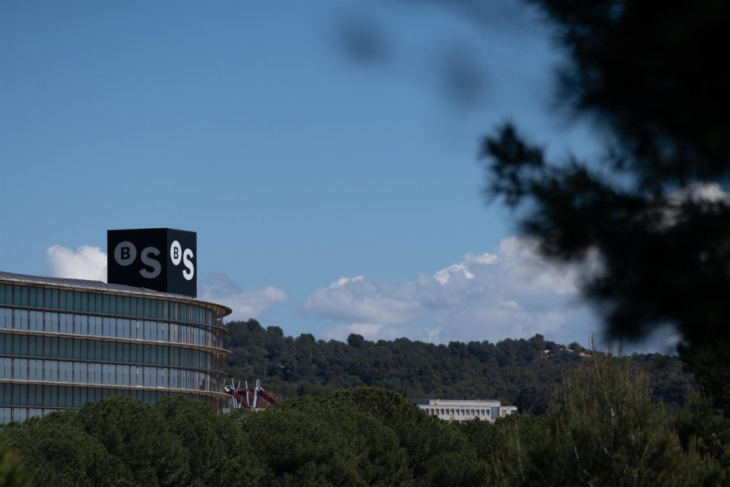 Banco Sabadell gana 975 millones en el semestre, un 23,3% más interanual, según la CNMV