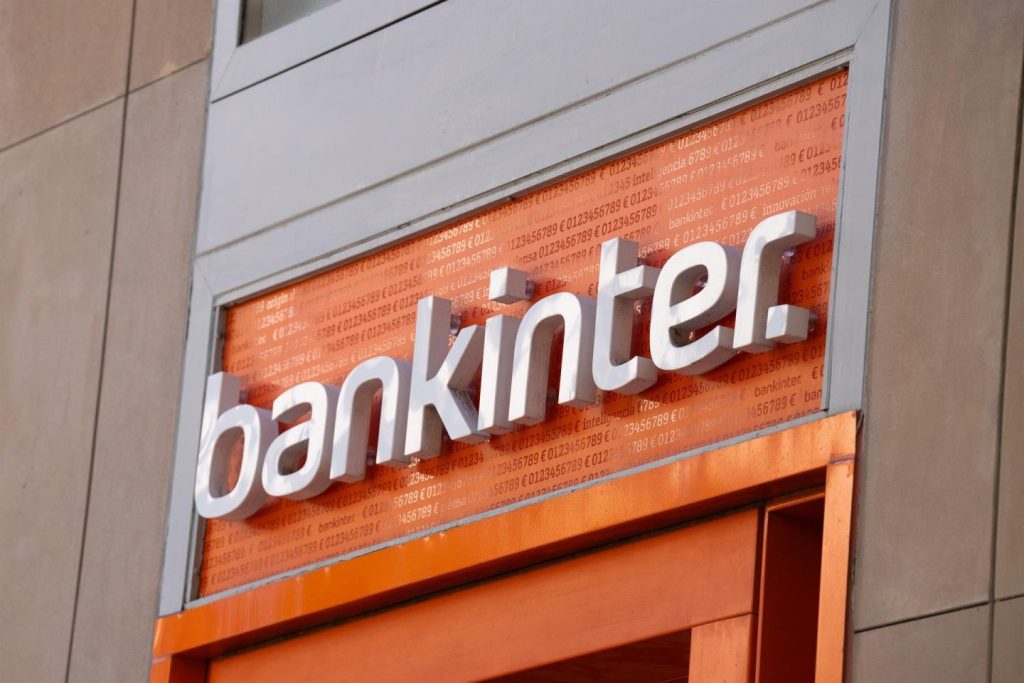 Bankinter alcanza un beneficio neto de 541,7 millones en el primer semestre, un 14,4% más.