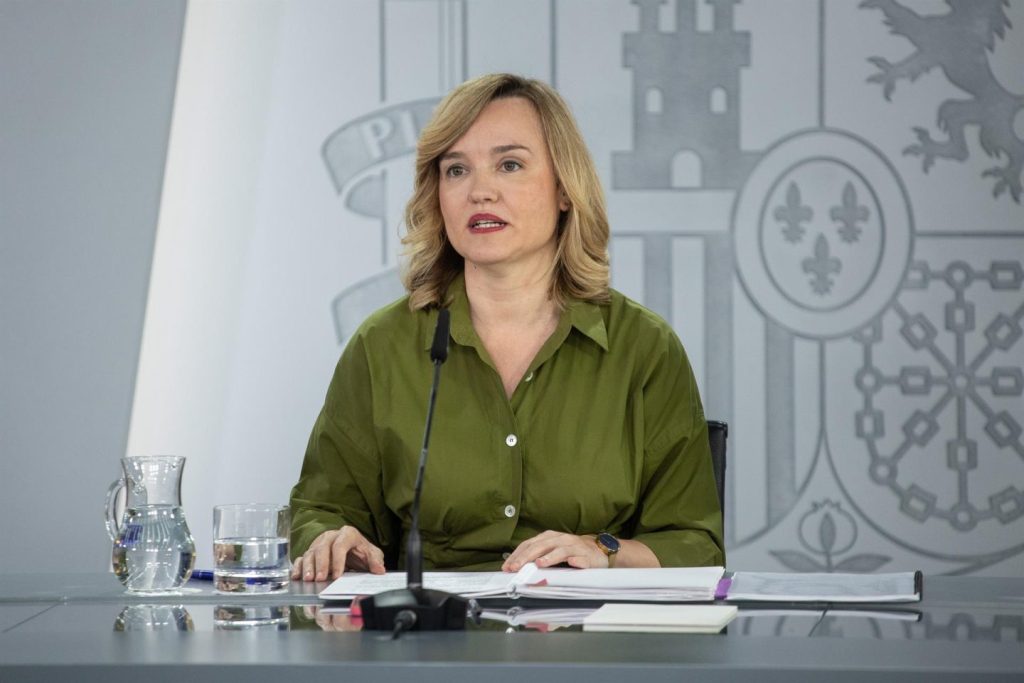 El Gobierno aprueba subir un 0,5% el sueldo de tres millones de funcionarios desde enero de 2024.