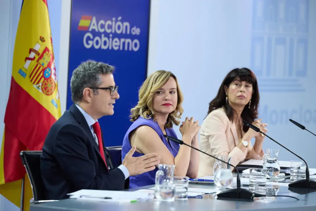 El Gobierno aprueba tramitar préstamos urgentes a Indra y Airbus para proyectos de defensa