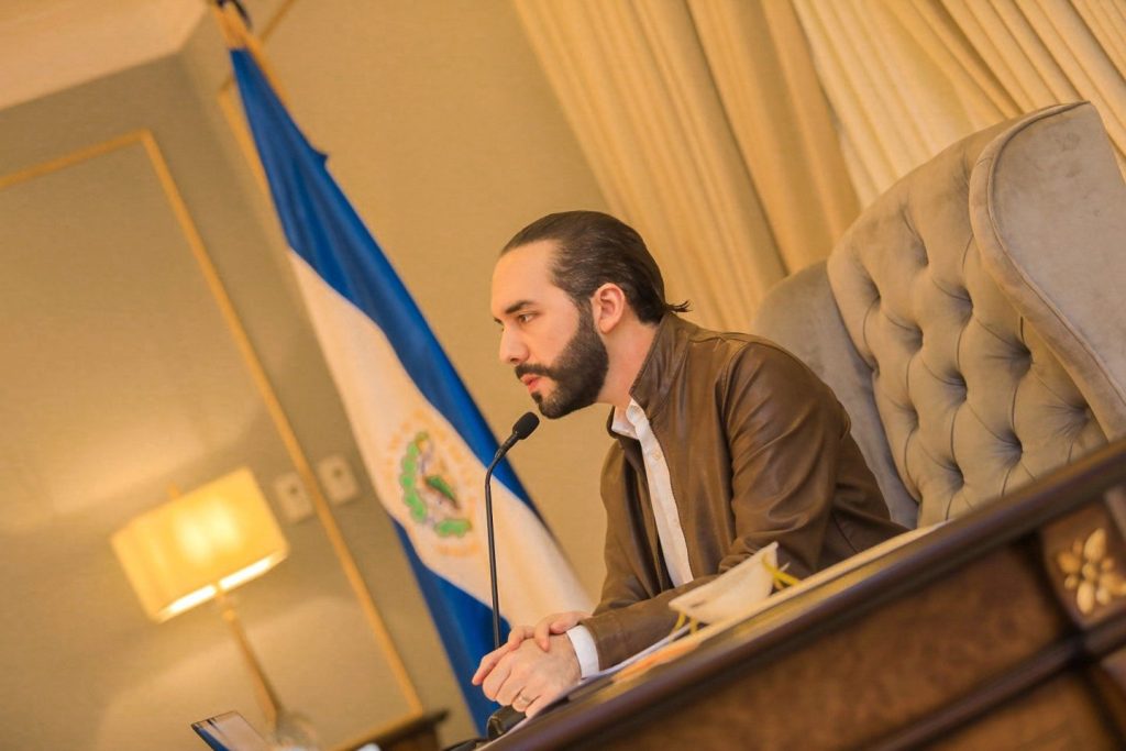 El Salvador acumula 632 millones de euros en bitcoin durante el auge de la criptodivisa en Bolsa