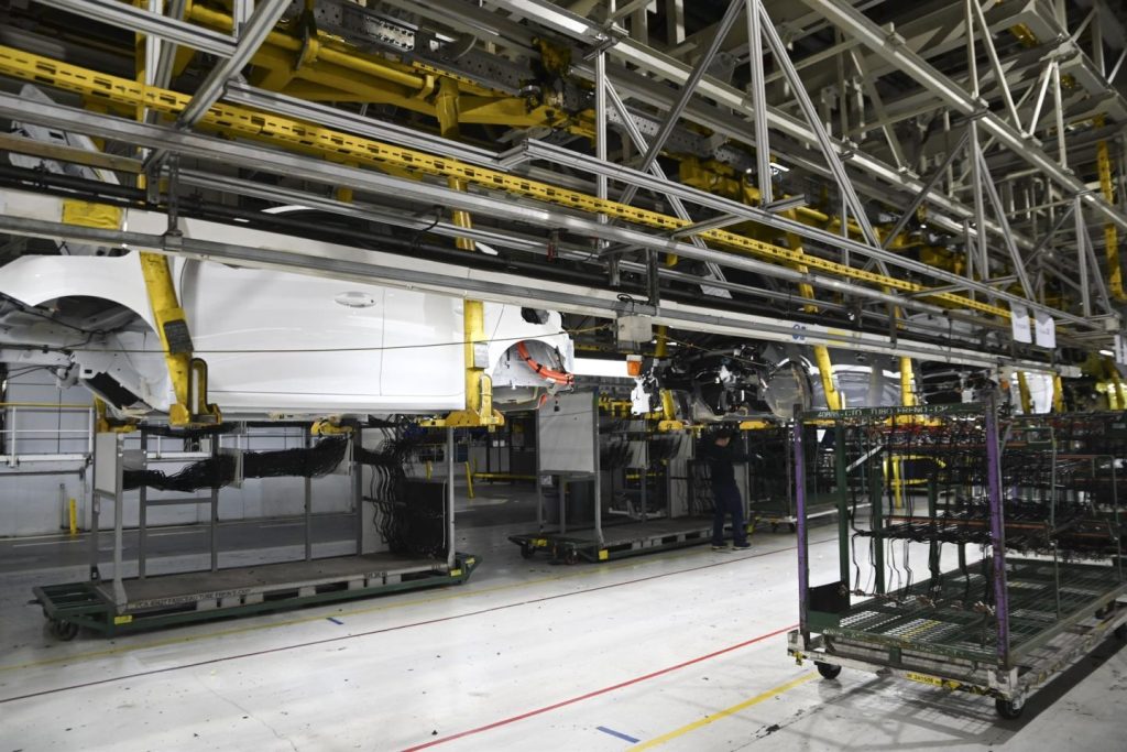 La industria del automóvil en la UE podría fabricar 16,8 millones de coches en 2035 según un estudio