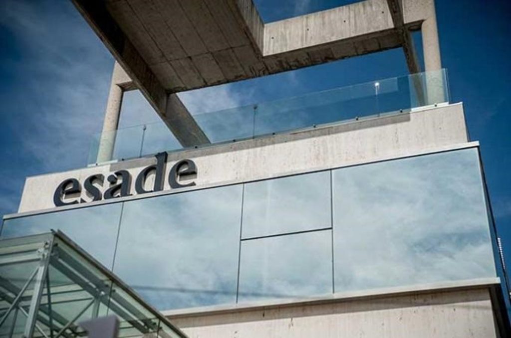 La inflación ya no es un problema central para la economía española, afirma informe de Esade.