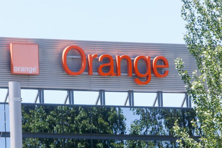 Orange pierde 400 millones por una provisión laboral de 1.272 millones hasta junio.