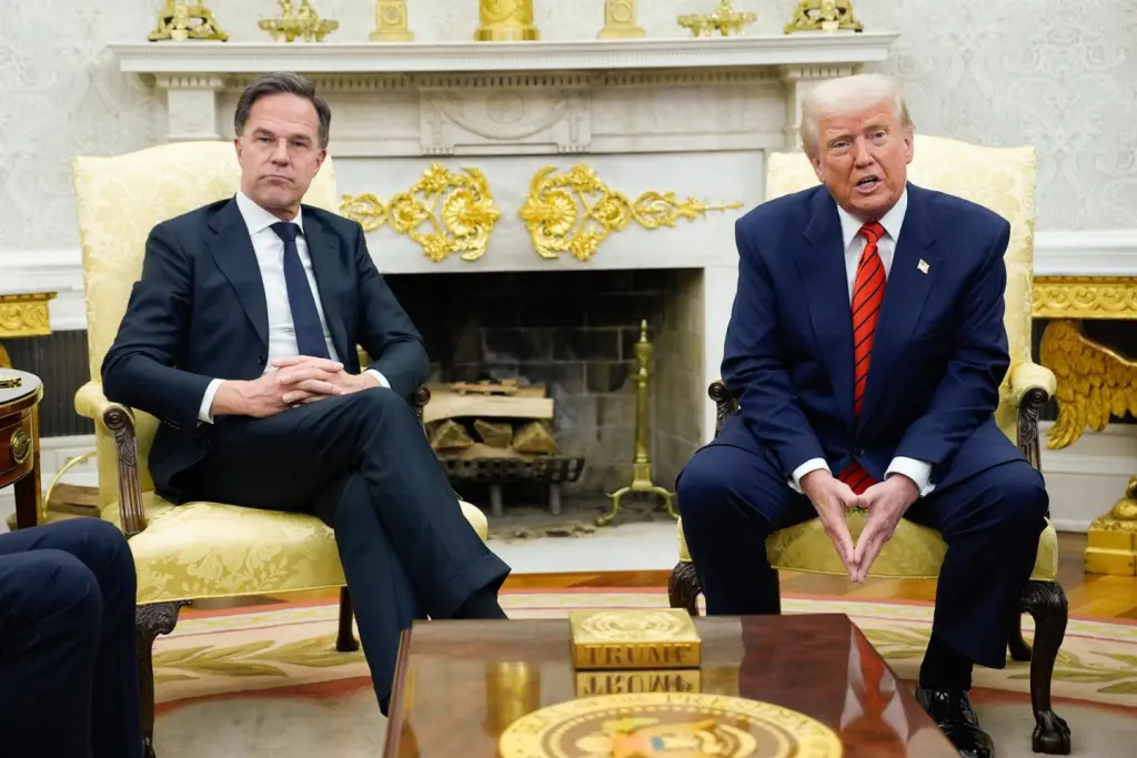 Trump amenaza a Rusia con aranceles del 100% si no logran acuerdo de paz con Ucrania en 50 días