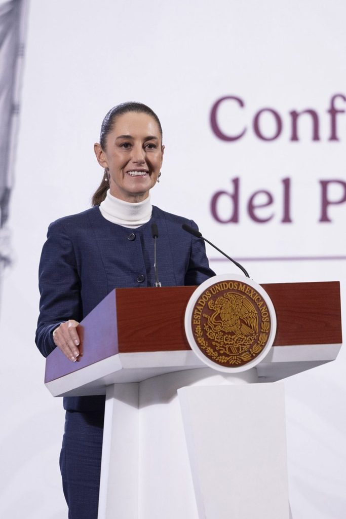 Trump extiende 90 días la subida de aranceles a México tras conversación con Sheinbaum