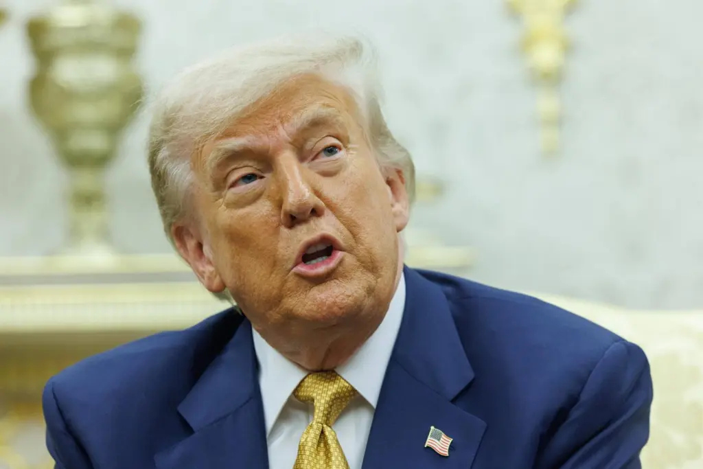 Trump impondrá aranceles del 10% o 15% a productos de más de 150 países desde agosto.
