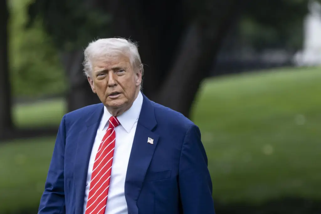 Trump impone aranceles a Filipinas, Argelia, Iraq, Libia, Sri Lanka, Brunéi y Moldavia desde agosto