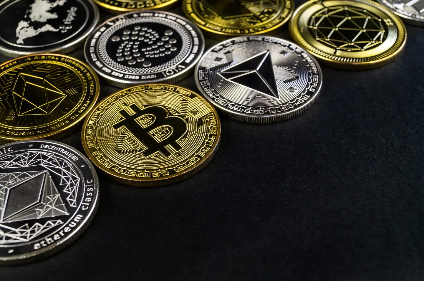 Las criptomonedas más prometedoras y los fundamentos de una inversión inteligente