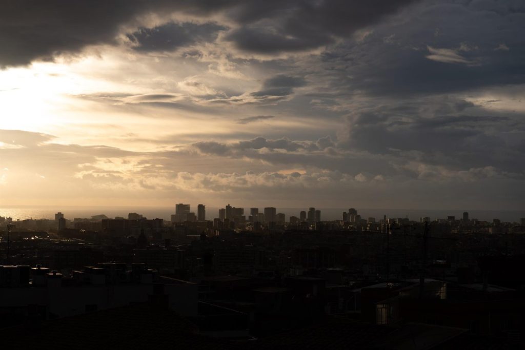 El Ayuntamiento de Barcelona compra por 2,1 millones un edificio con 11 viviendas en Gràcia