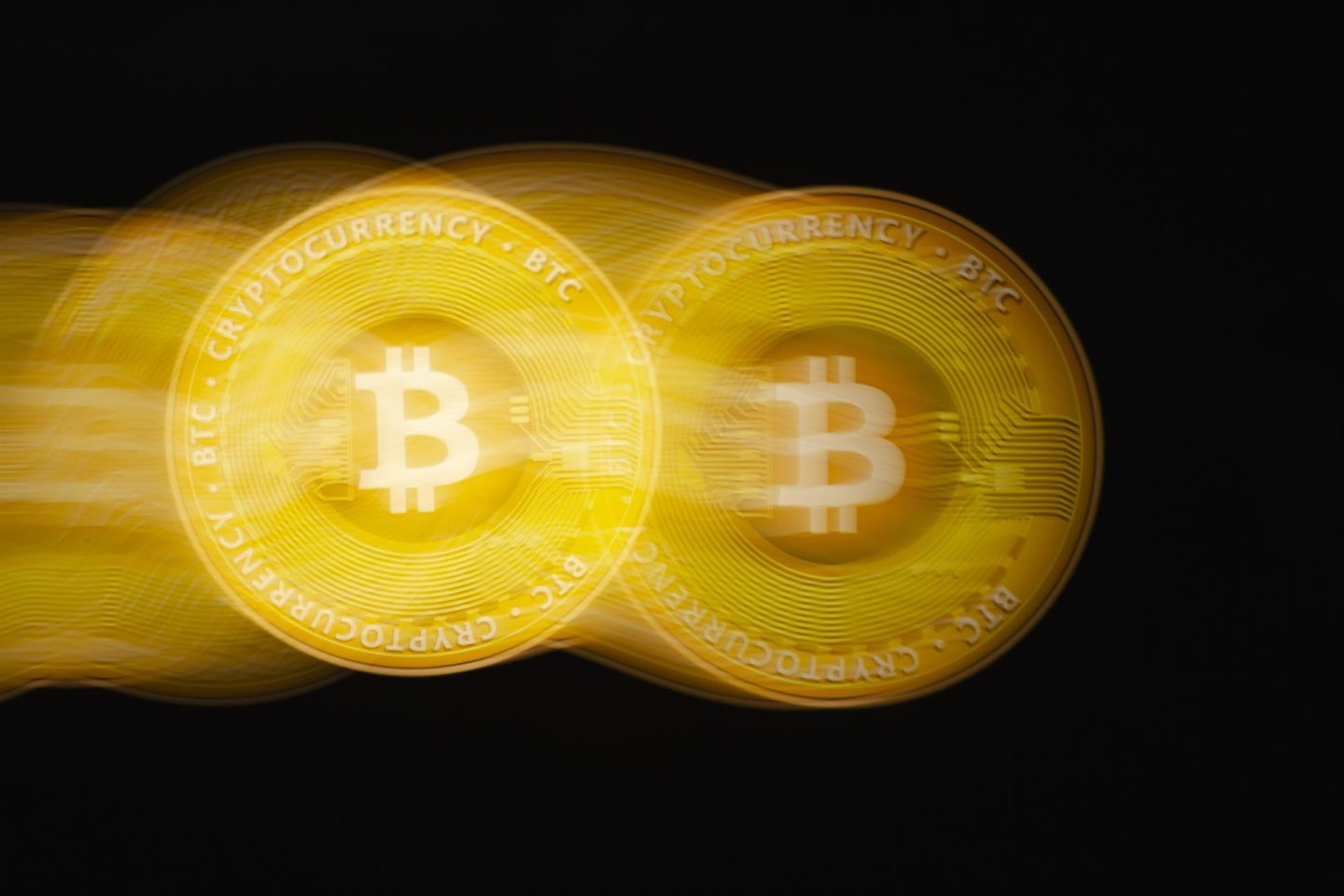 El bitcoin alcanza su máximo histórico, superando los 124.000 dólares por  primera vez