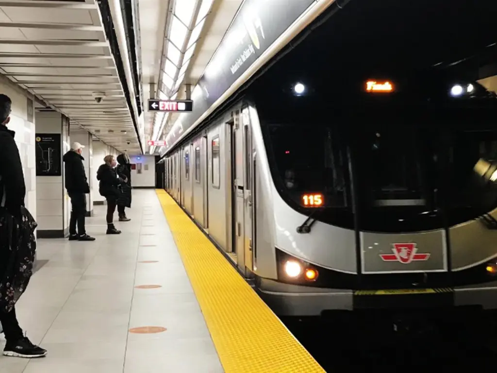 FCC consigue contrato de 875 millones para construir túnel del metro en Toronto, Canadá
