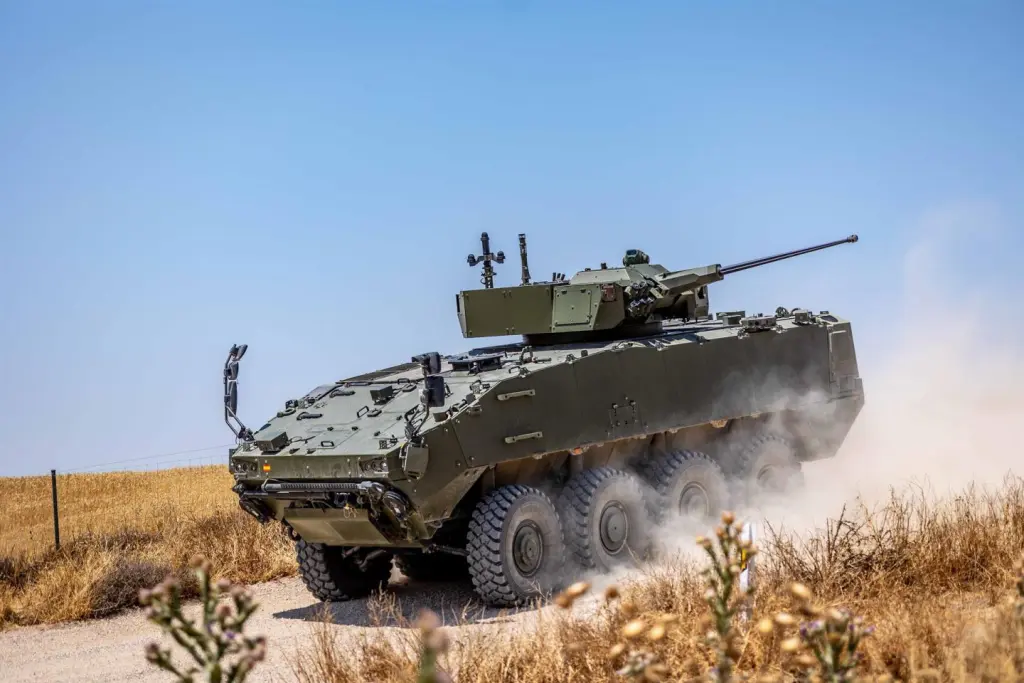 Indra paga 13 millones a General Dynamics para formar en montaje del blindado 8×8 Dragón