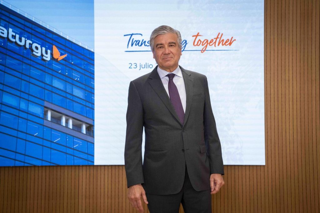 Naturgy vende el 5,5% de su capital para mejorar su presencia en el mercado de valores.
