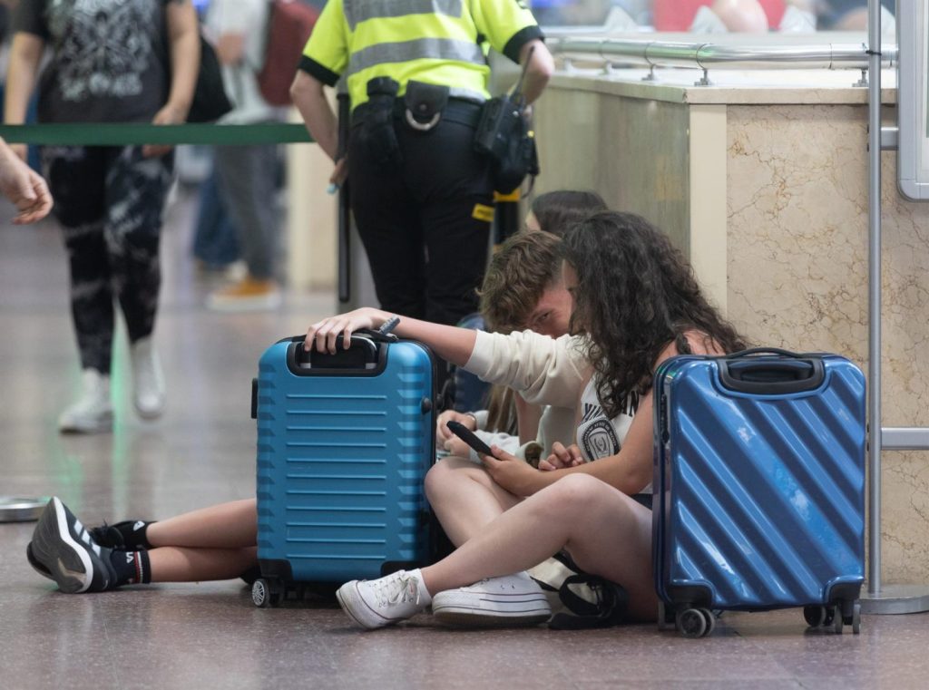 Renfe aumenta un 25% la venta de billetes para jóvenes este verano, superando los 2,5 millones
