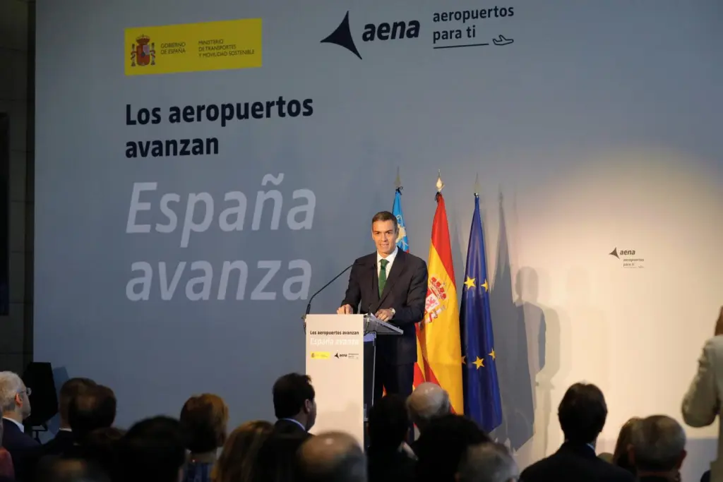 Aena cae un 4,8% en Bolsa tras anunciar inversiones de 13.000 millones entre 2027 y 2031