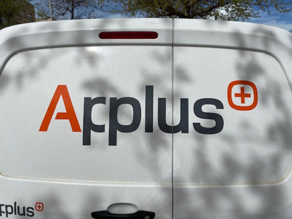 Applus+ compra la consultora ambiental Apem Group por casi 400 millones de euros para expandirse.