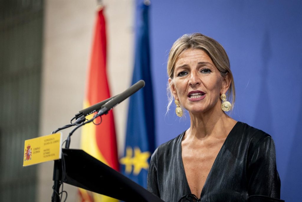 El Congreso vota la reducción laboral, pendiente de Ábalos y el apoyo de Junts para desbloquearla