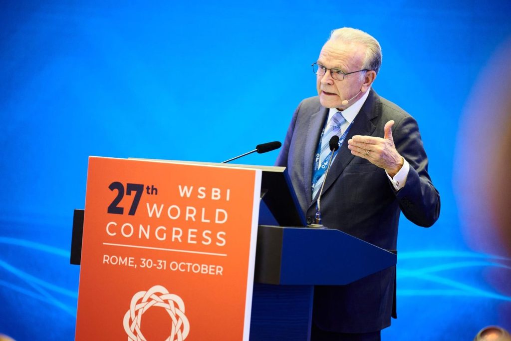 Fundación ‘La Caixa’, El Corte Inglés y CaixaBank lideran en responsabilidad social empresarial en España