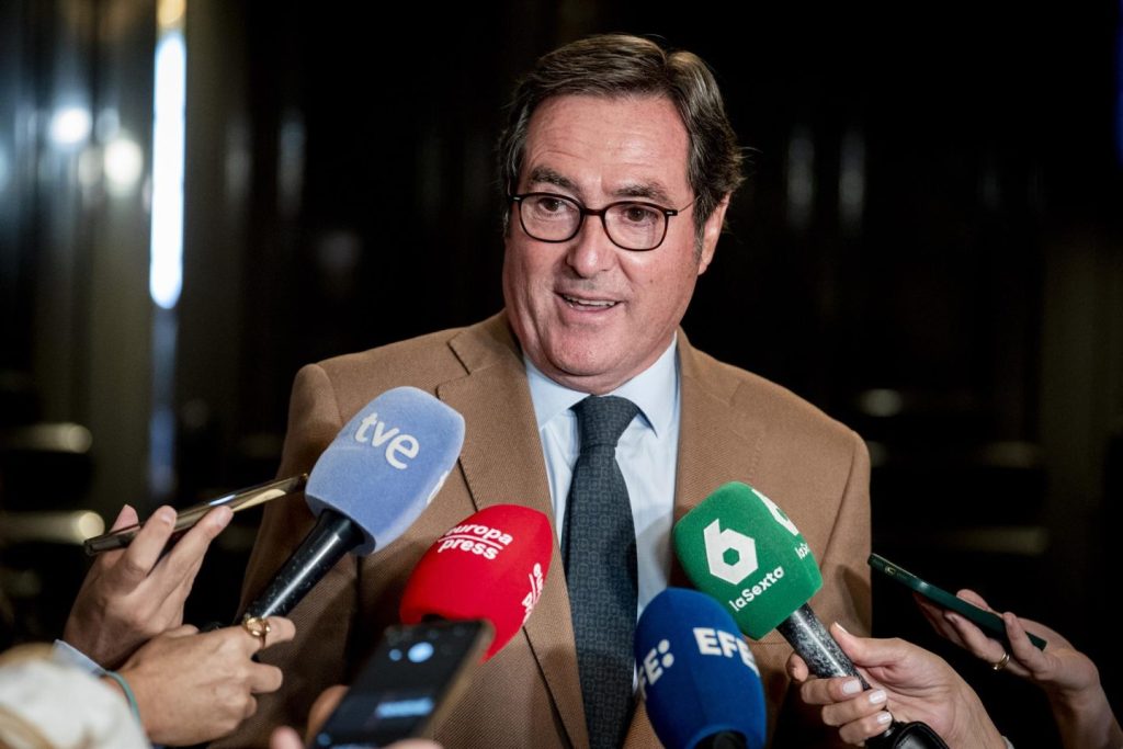 Garamendi pide audacia para impulsar grandes fusiones y lograr más empresas como Airbus en Europa