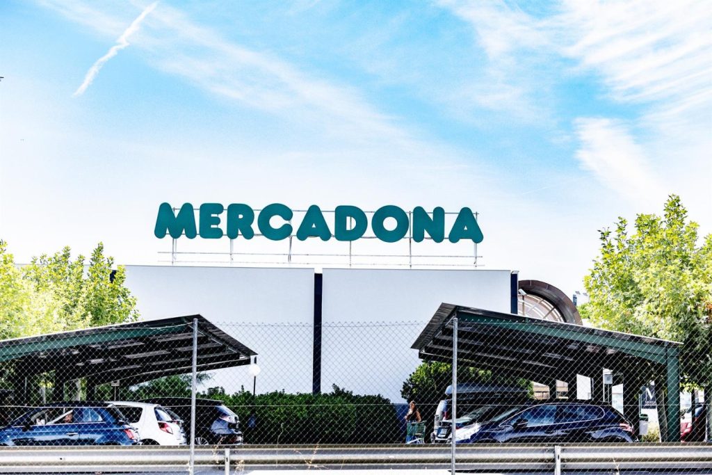 Mercadona lidera el crecimiento en 2023, Lidl refuerza su mercado y Dia recupera cuota significativa