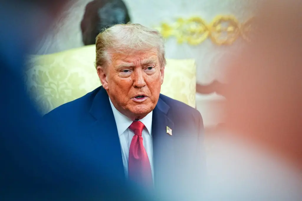 Trump critica la multa de Bruselas contra Google y amenaza con represalias por prácticas abusivas