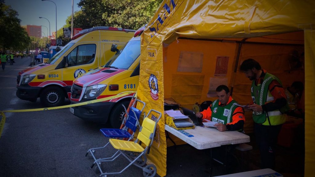 Se derrumba un edificio en el centro de Madrid, con al menos cuatro atrapados y un herido