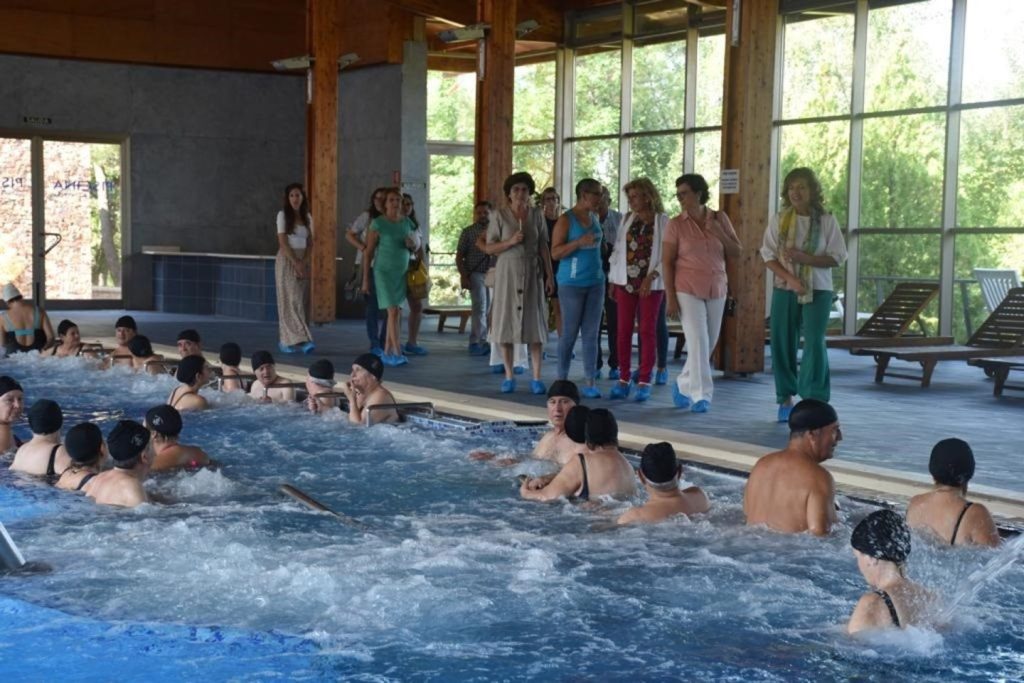 Aprobada propuesta del PP para modernizar y mejorar los programas de turismo del Imserso.