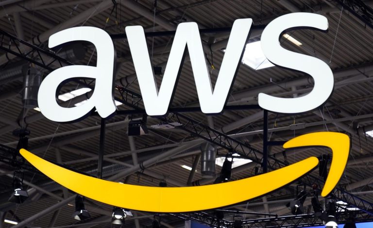 Amazon Web Services (AWS) sufre una caída global que afecta a miles de usuarios y plataformas