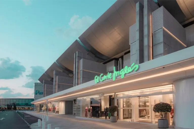 El Corte Inglés se reestructura tras la salida de su consejero delegado Gastón Bottazzini