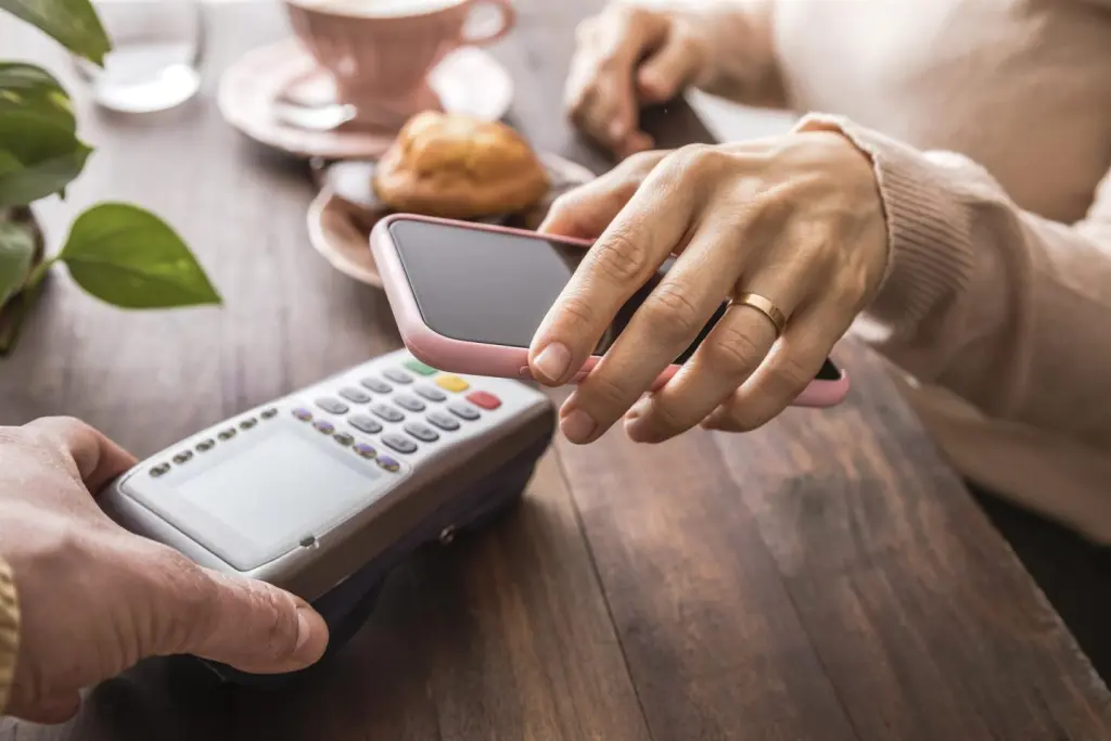 El Reino Unido aprueba la fusión de Worldpay y Global Payments por 20.804 millones de euros