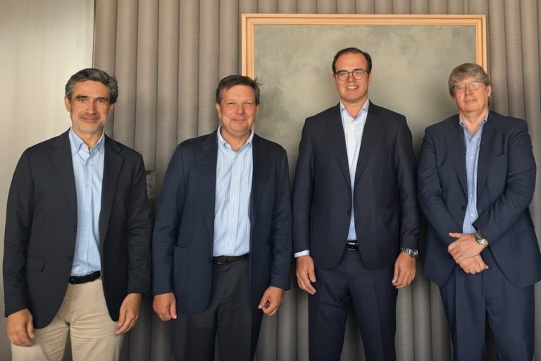 Ganvam y BBVA Consumer Finance firman alianza para facilitar financiación en movilidad sostenible