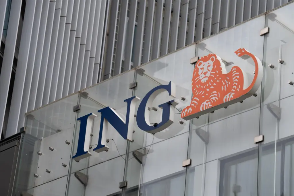 ING ganó 6% menos hasta septiembre, pero eleva previsiones y repartirá 1.600M a accionistas