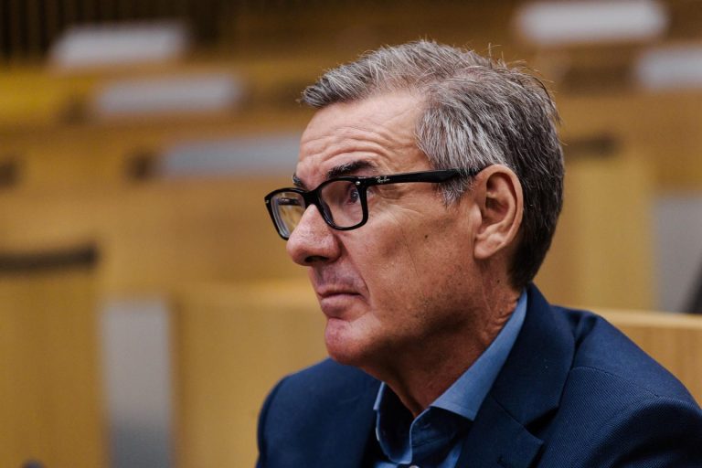 La CNMV podría apoyar revisar la ley de OPAs tras la OPA fallida entre BBVA y Sabadell