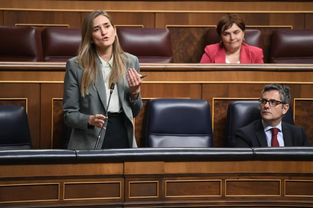 La oposición pedirá a Aagesen aclarar en el Congreso el riesgo de un nuevo apagón en España