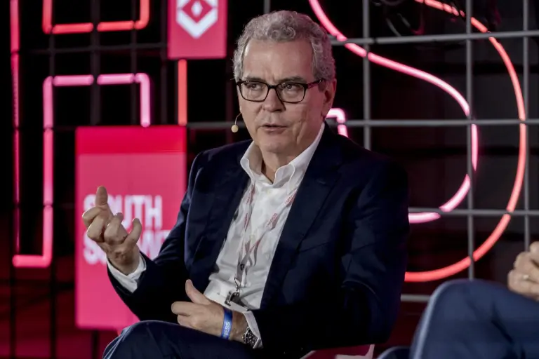 Pablo Isla asume hoy la presidencia de Nestlé, adelantando su nombramiento previsto para 2026