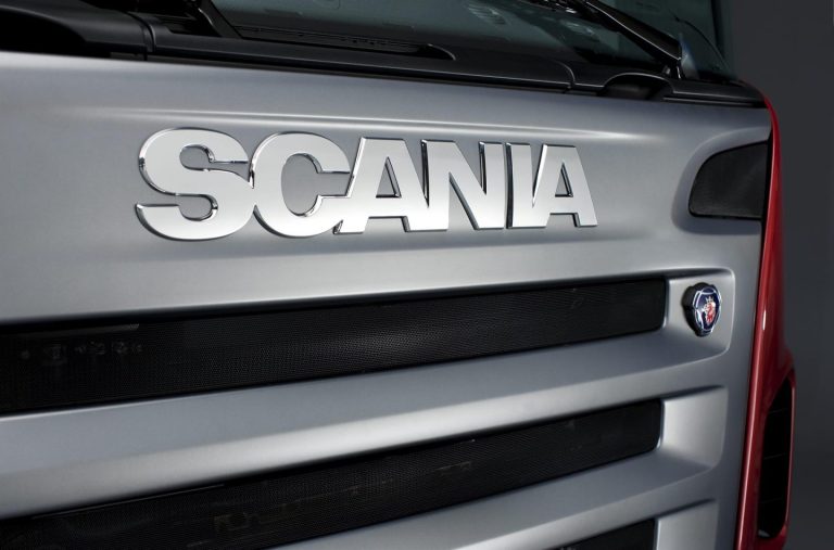 Scania abre su tercera fábrica en China, invirtiendo 2.000 millones de euros en el mercado de camiones.