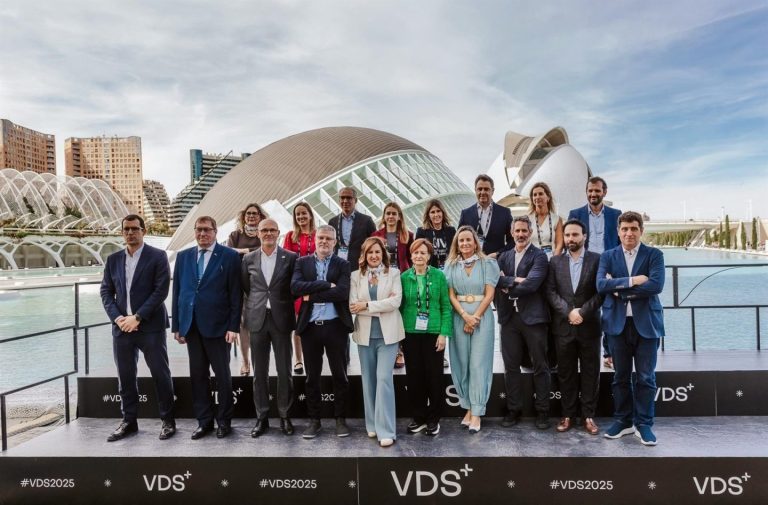 Valencia Digital Summit 2025 inicia resaltando la tecnología al servicio del bien común y las personas