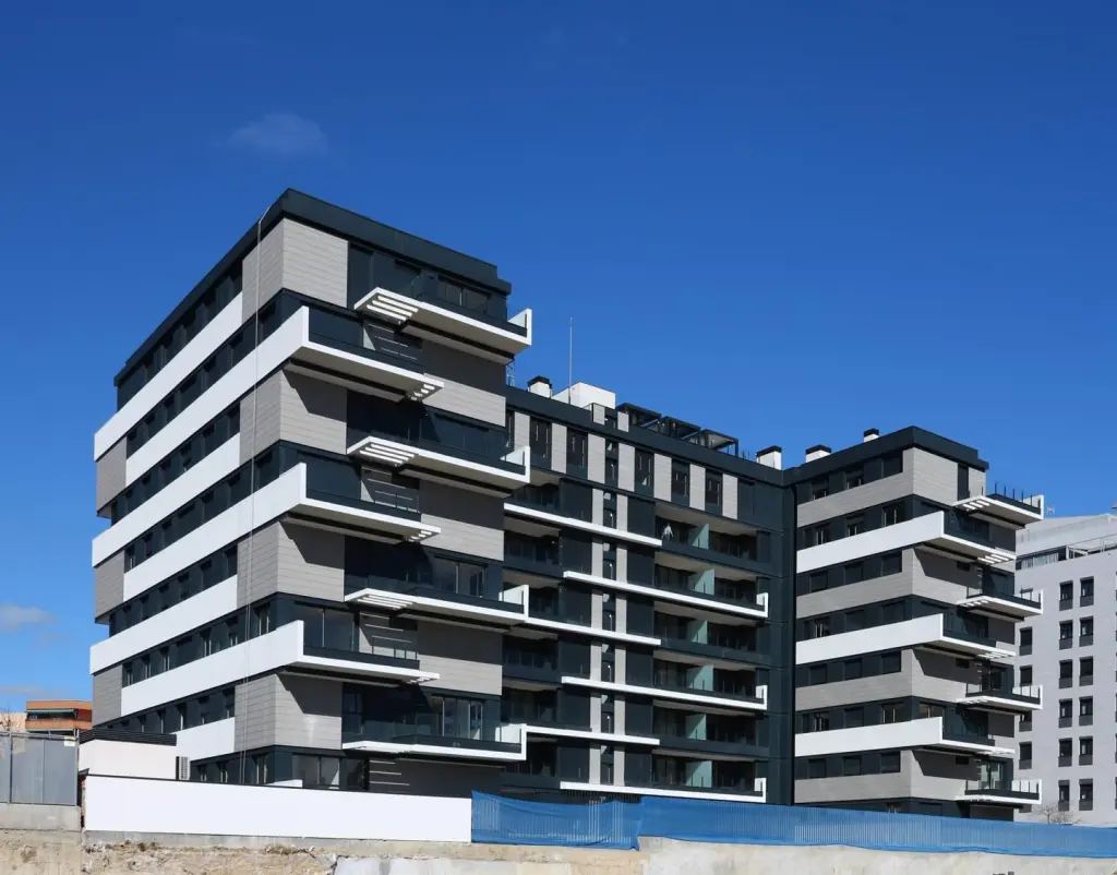 Aedas Homes sube un 11% tras elevar Neinor a 24 euros por acción su oferta pública de adquisición