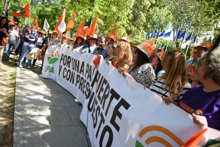 Agricultores españoles protestarán en Bruselas el 18 de diciembre por un cambio en la PAC europea